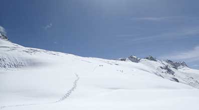 KippZonen_Langtang_Valley_in_the_Himalaya-397x220